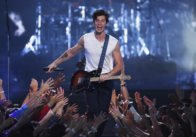 Shawn Mendes [CANCELLED] at Oakland Arena